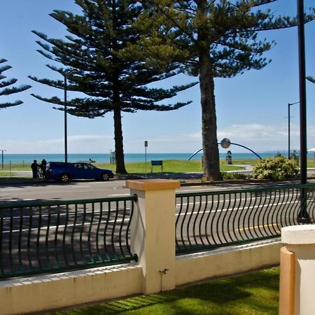Beachfront Motel Napier Exterior foto